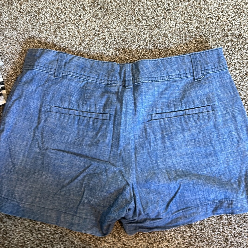 Old Navy City Shorts size 4 - Picture 3 of 3